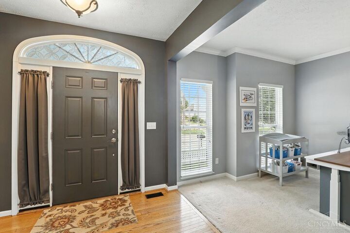 Property Photo: 1304 Weathervane Way OH 45036