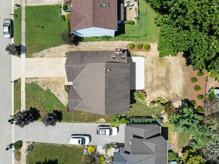 Property Photo: 8240 Woodglen Drive OH 45255