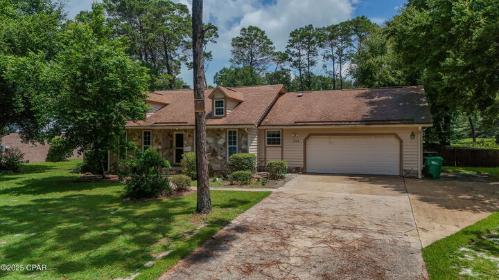 Property Photo:  258 Wava Avenue  FL 32578 
