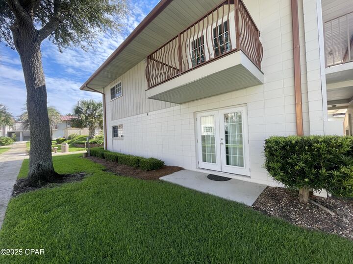 Property Photo:  2100 W Beach Drive M102  FL 32401 
