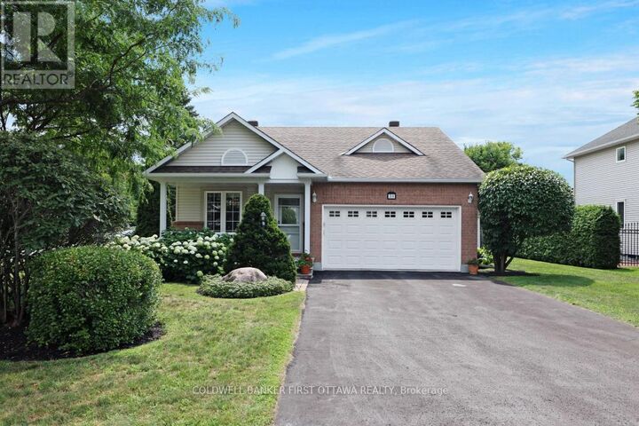 10 Ladybirds Crescent  Ottawa ON K2S 1Z6 photo