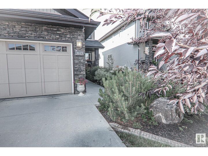 Property Photo:  3619 Goodridge Cr NW  AB T5T 6L3 