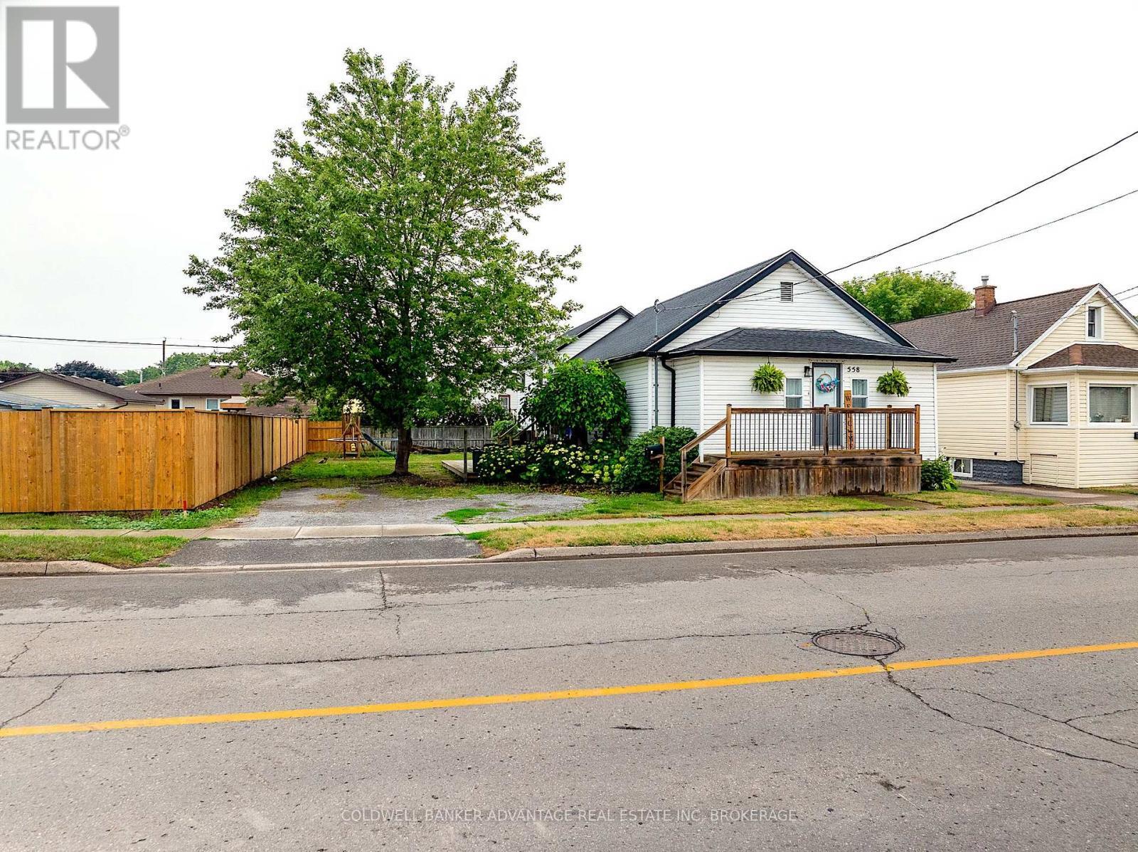Property Photo: 558 Steele Street ON L3K 4Y3