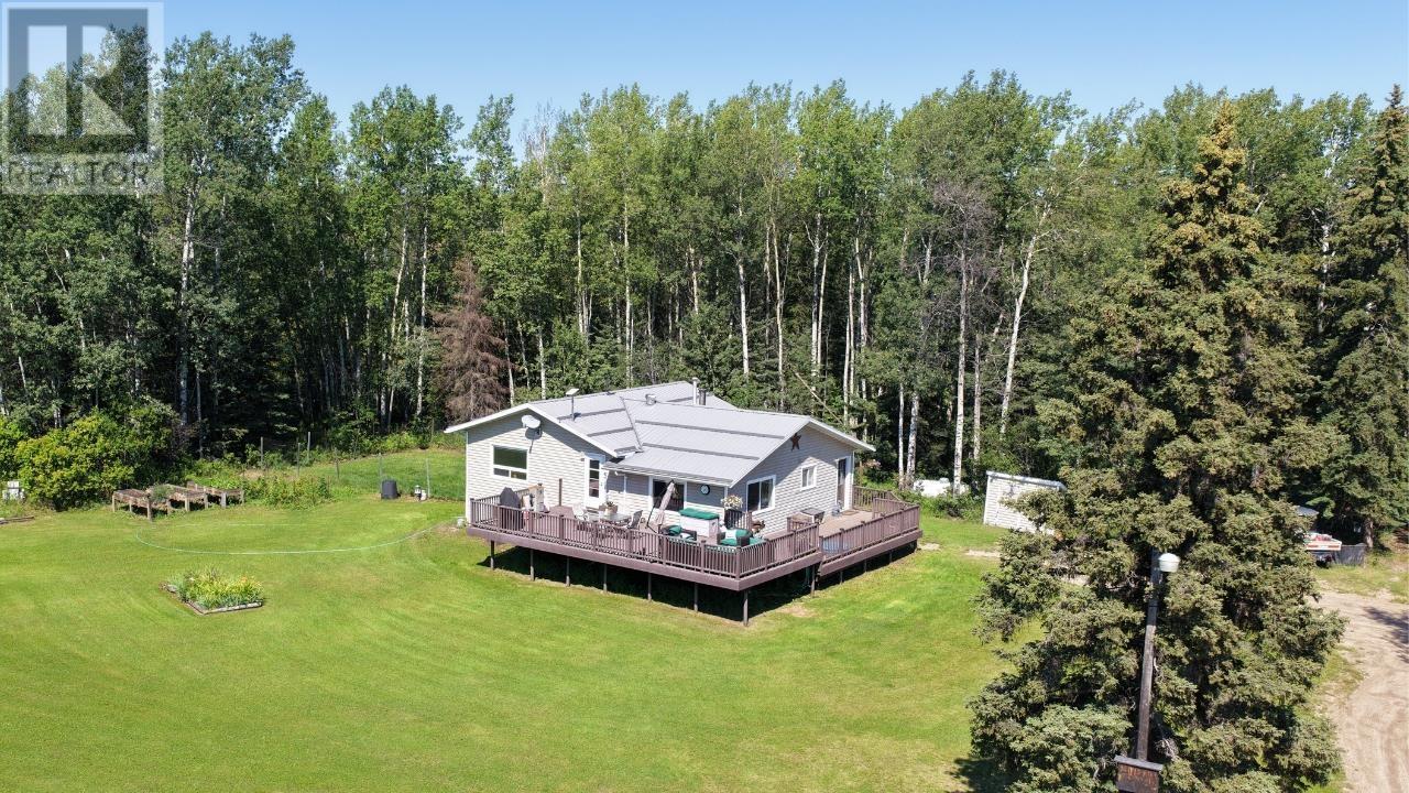 Photo de la propriété: 17266 Prespatou Road BC V0C 1Y0