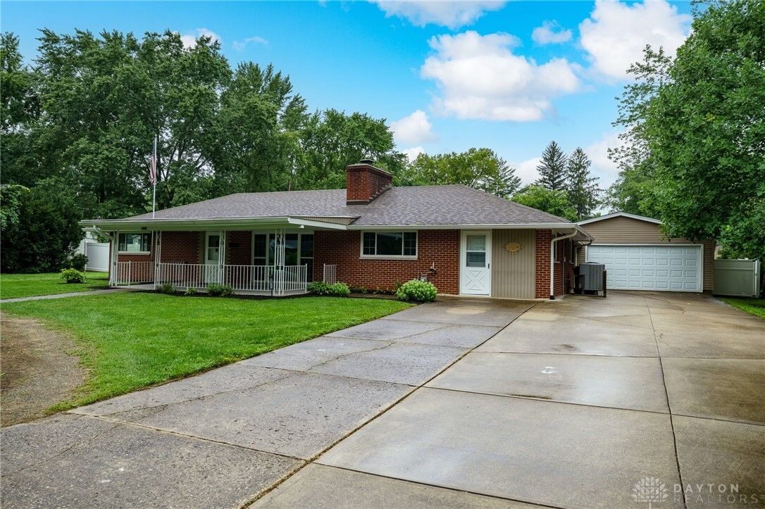 Property Photo: 3677 Eileen Road OH 45429