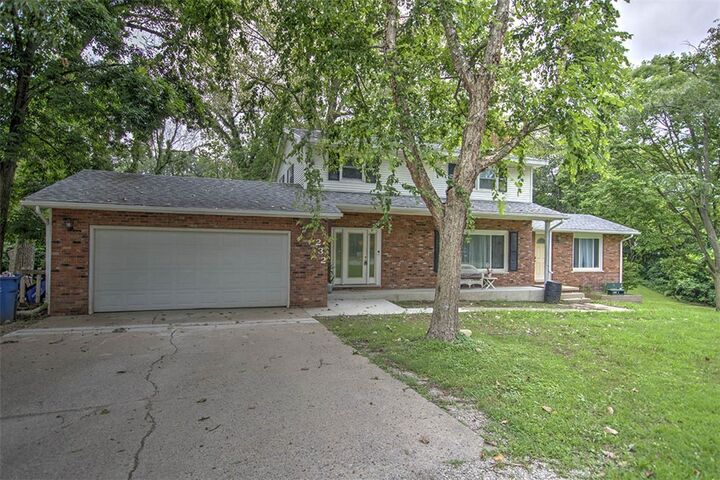 Property Photo: 232 S 8th Street IL 62561