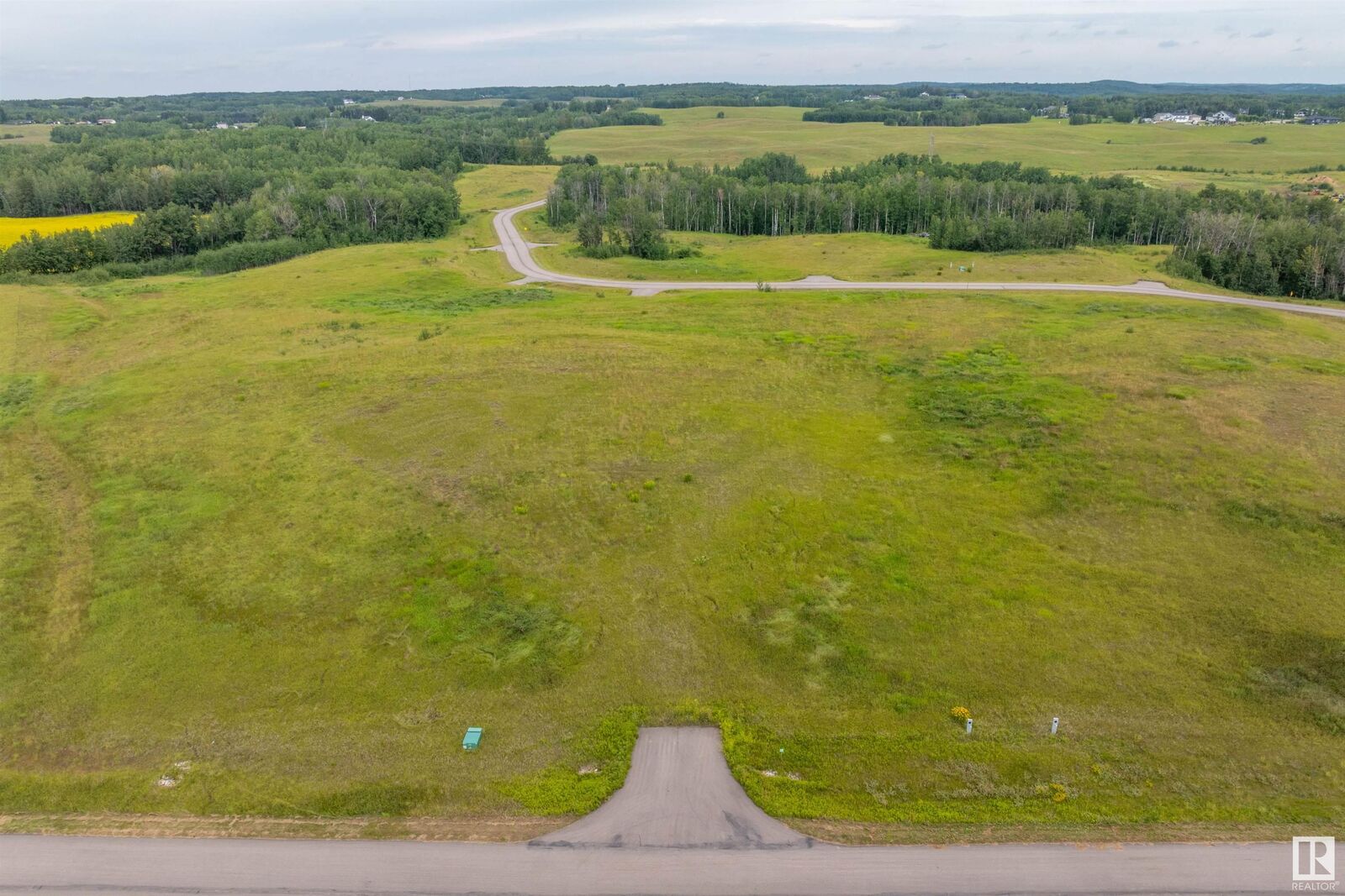 Property Photo:  53214 Rge Road 13 32  AB T7Y 0C1 