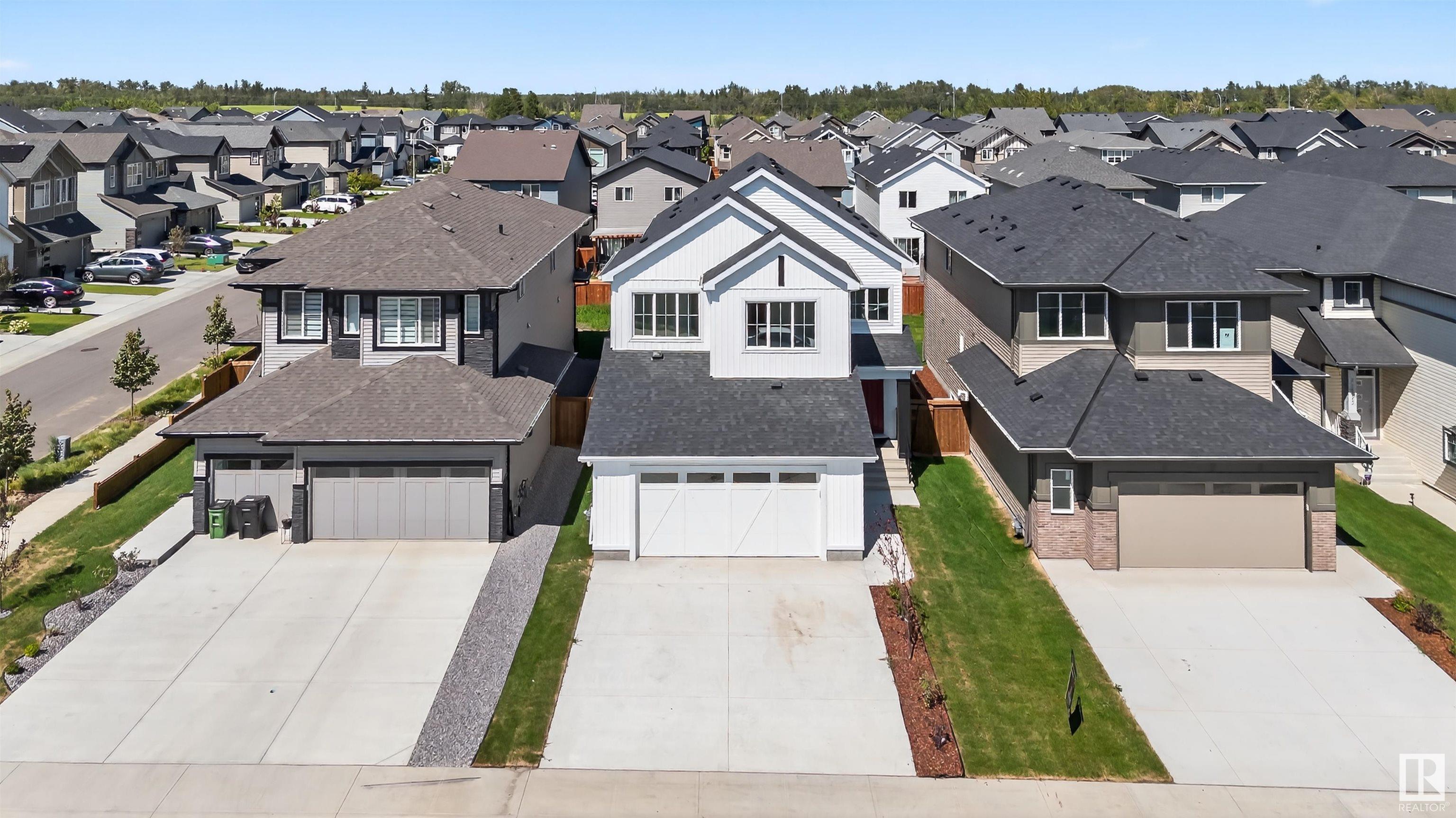 Photo de la propriété: 22530 98A Avenue NW AB T5T 7R7