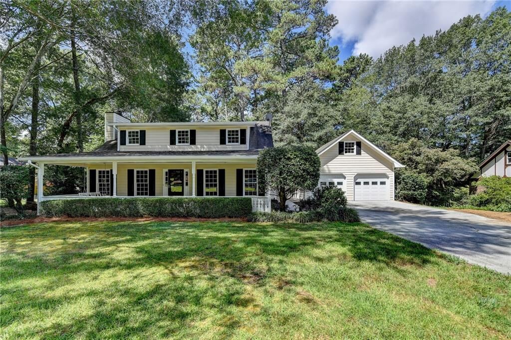 Property Photo:  1981 Shoreline Trace  GA 30017 