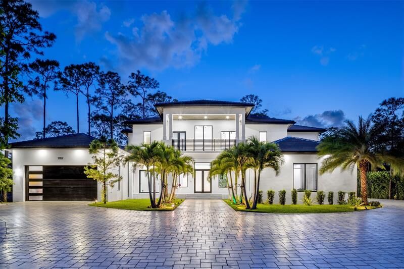 Property Photo: 5951 NW 72 Way FL 33067
