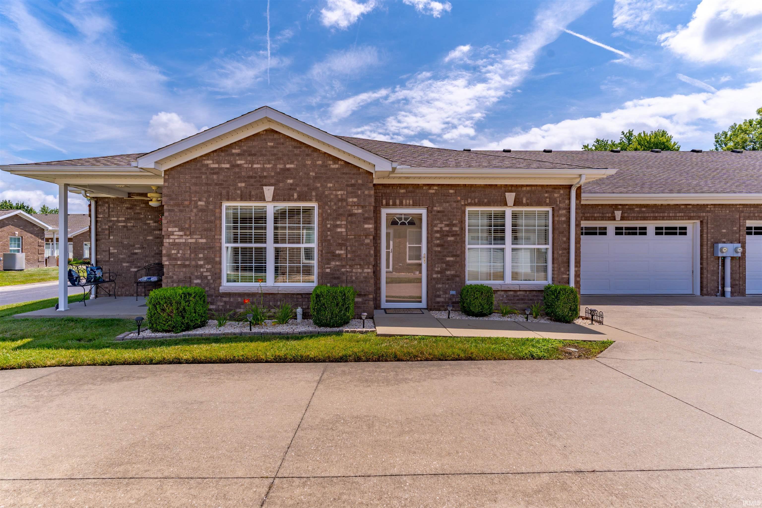 8921 Covenant Court  Newburgh IN 47630 photo