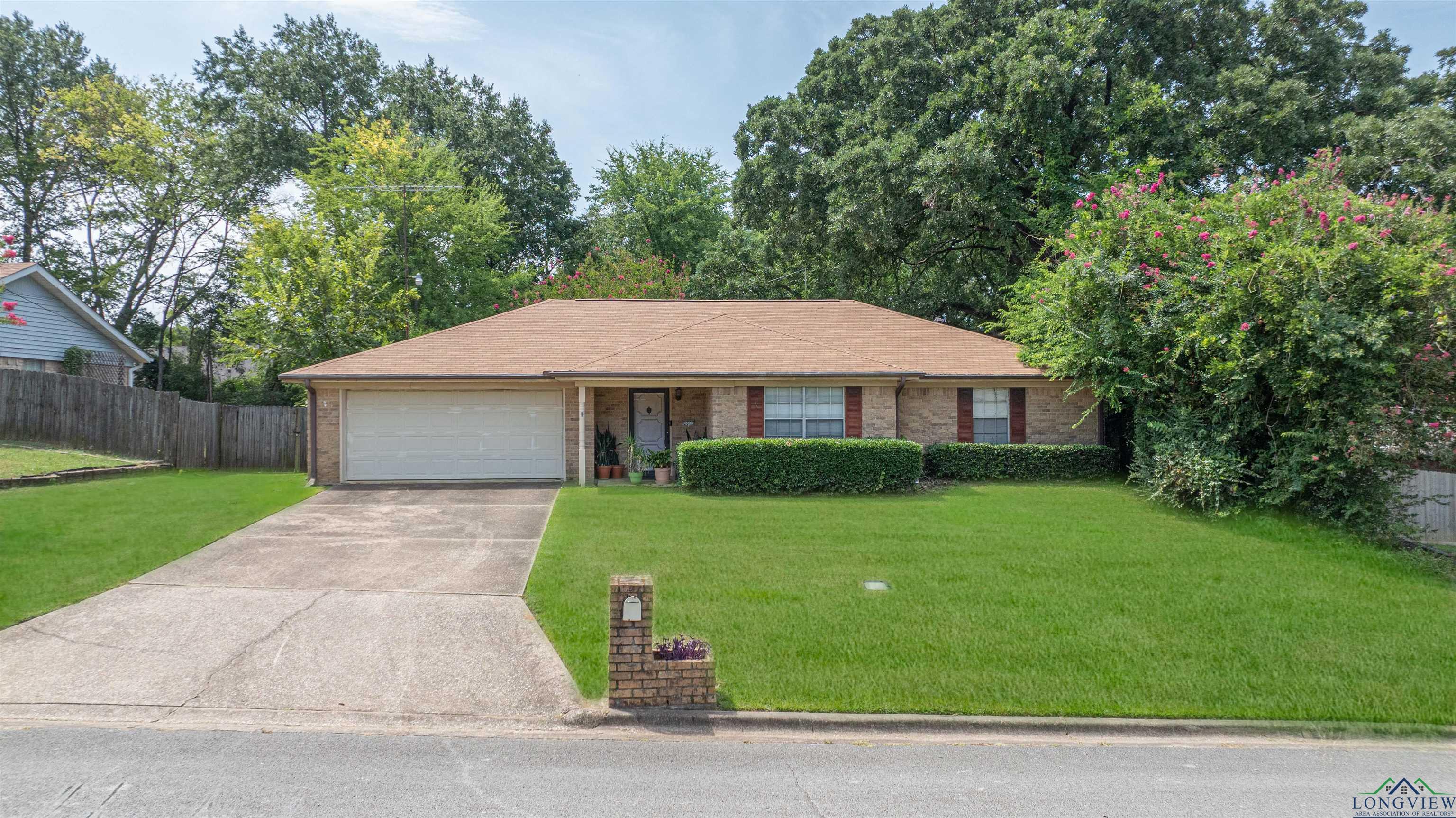 2012 Eden Dr  Longview TX 75601 photo