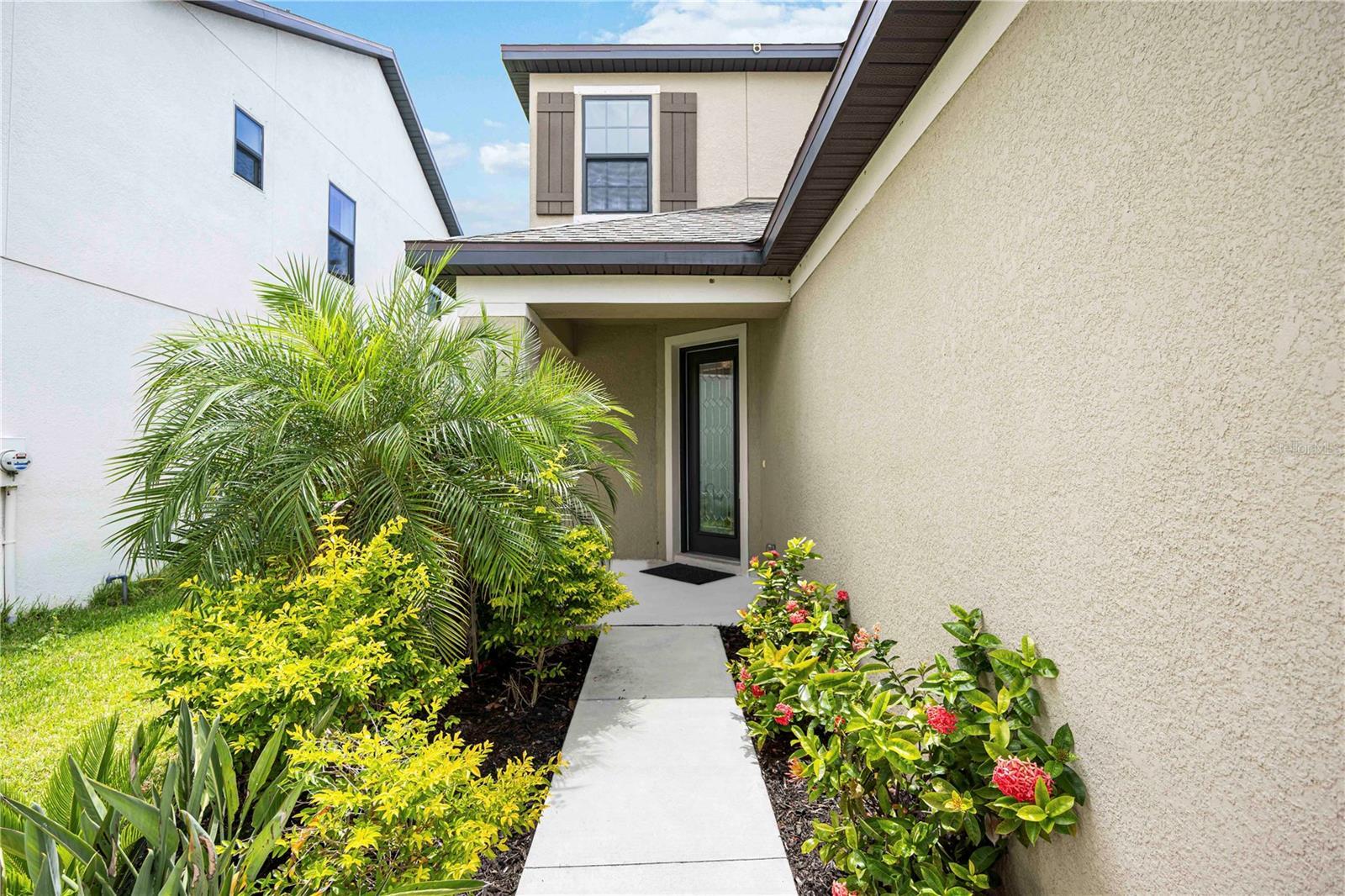 Property Photo: 5430 Summit Glen FL 34203