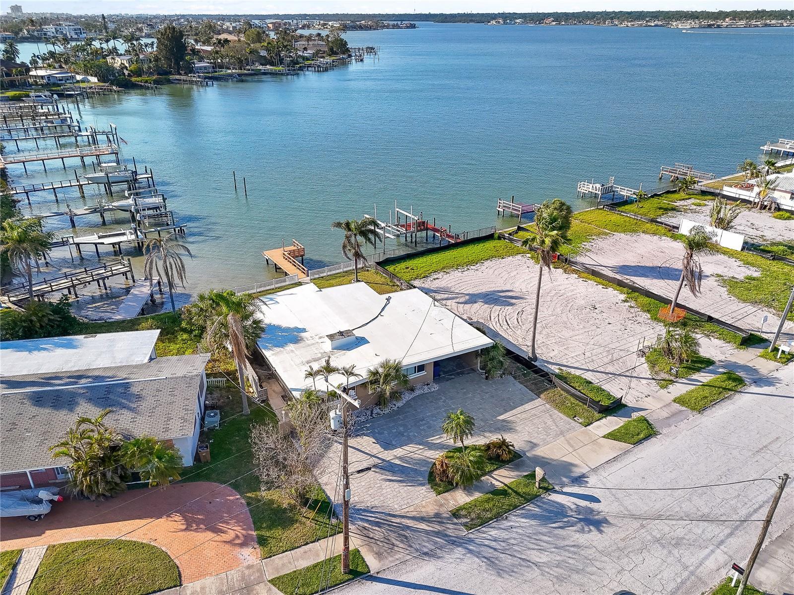 Property Photo:  15305 Harbor Drive  FL 33708 