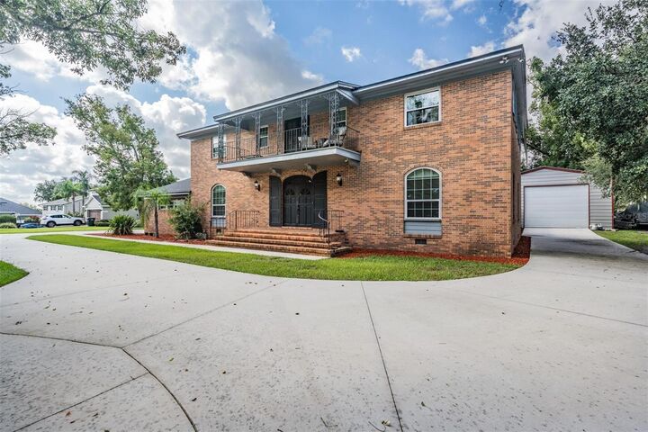 Property Photo:  811 Fairlington Drive  FL 33813 
