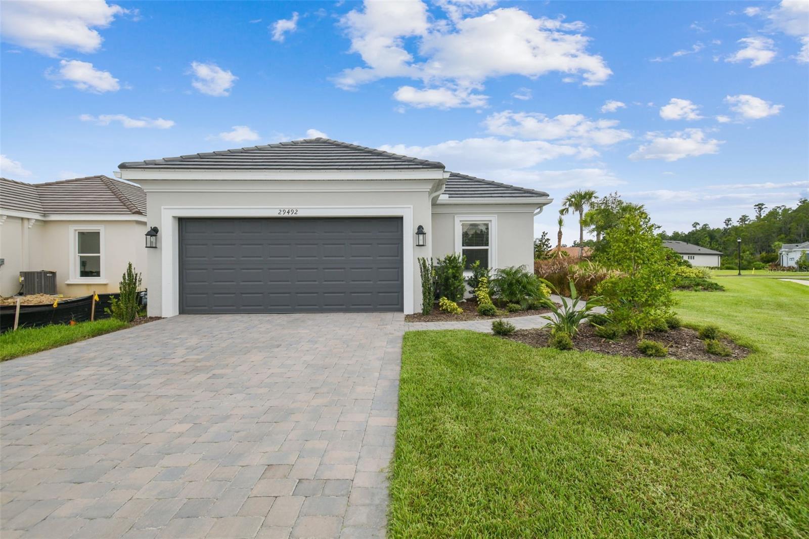Property Photo: 29492 Zupetta Lane FL 33543