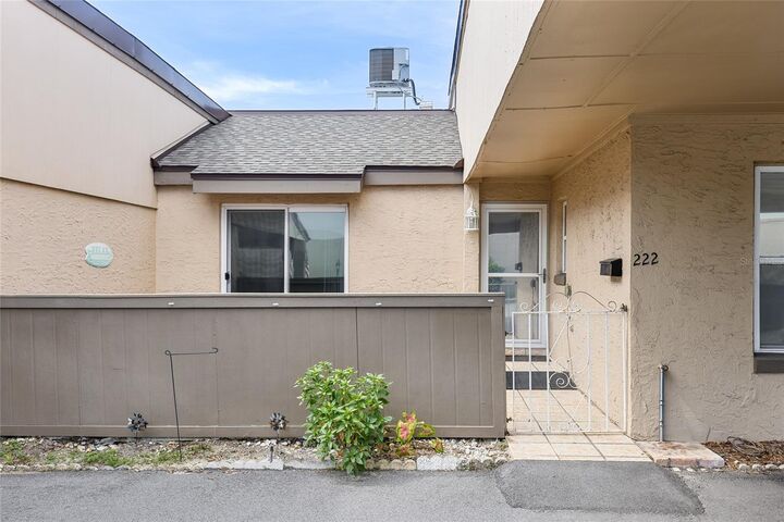 Property Photo:  222 Windmeadows Street 222  FL 32701 