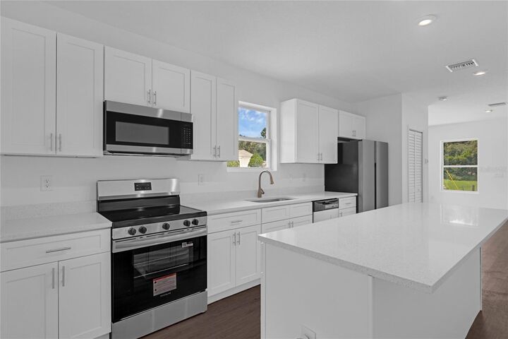 Property Photo: 2229 Randall Street FL 32771