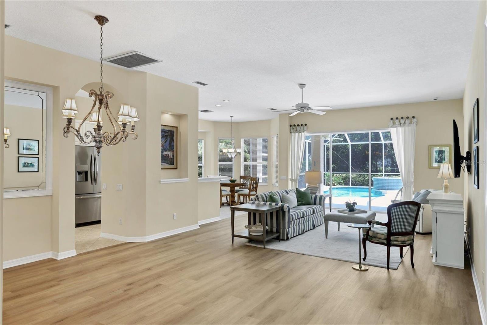 Property Photo:  6935 Lennox Place  FL 34201 