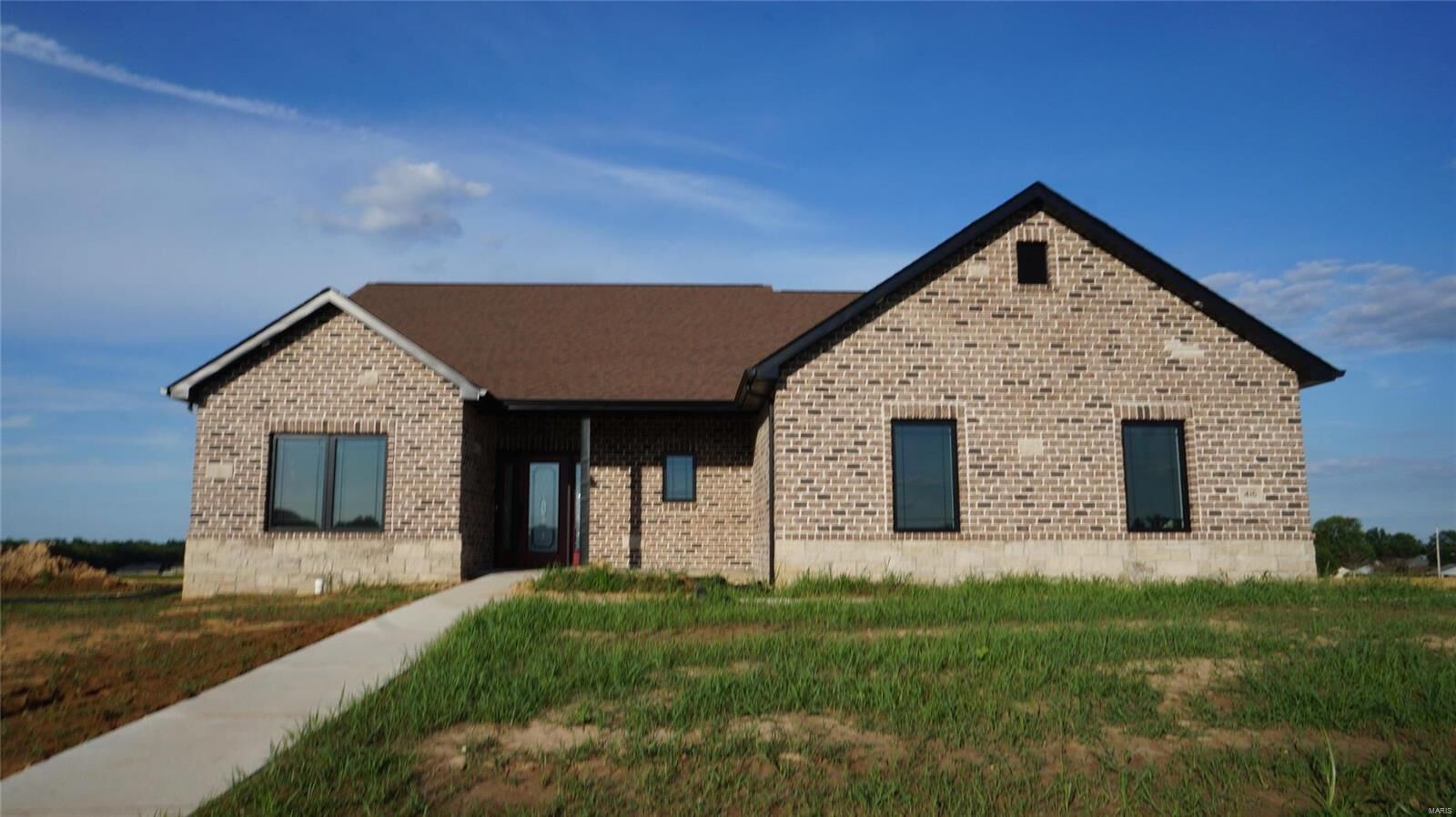 Property Photo:  416 Hayden Drive  IL 62298