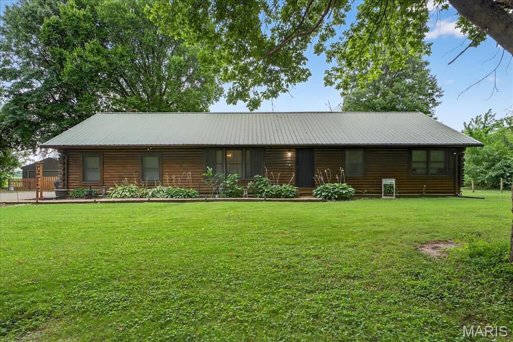 Property Photo: 4102 Old Alton Road IL 62040