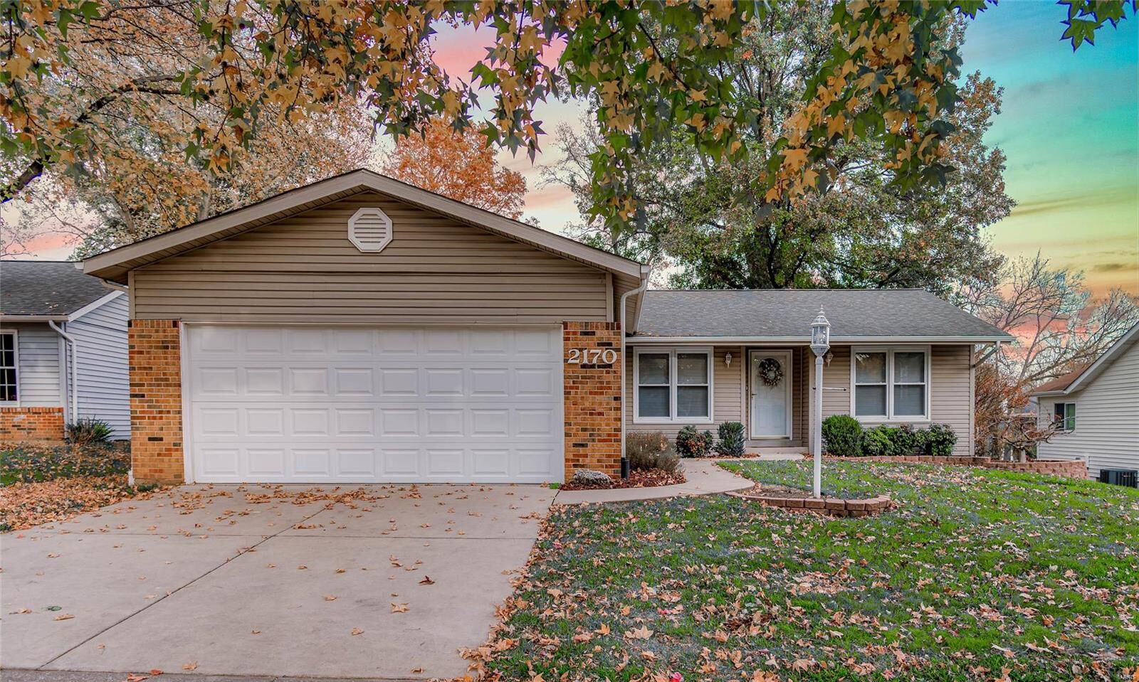 Property Photo:  2170 Pheasant Run Drive  MO 63043 