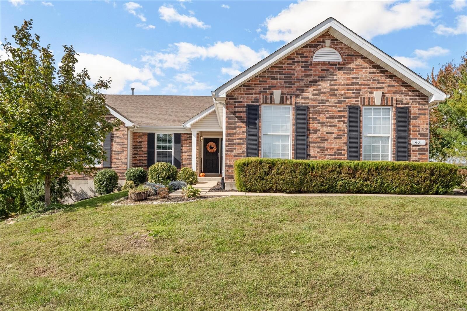 Property Photo:  401 Westwind Park Drive  MO 63385 