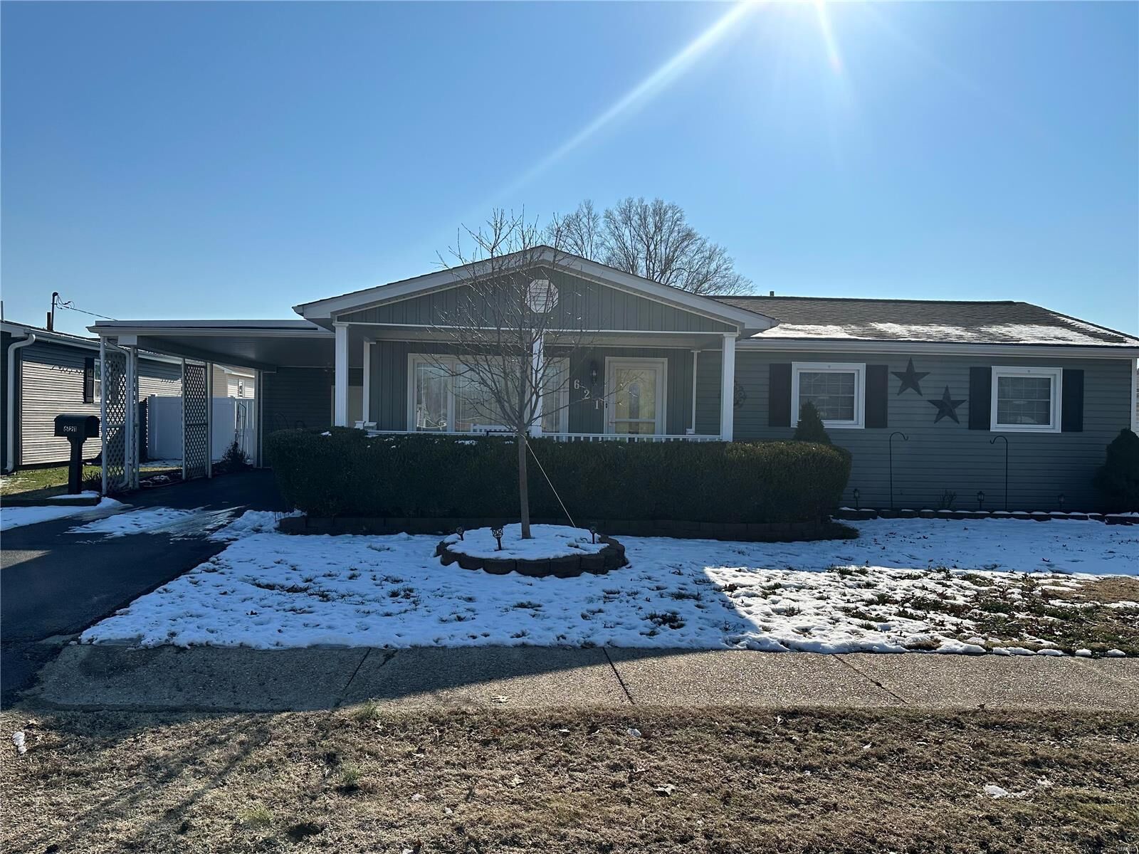 Property Photo: 621 W Grant Street MO 63841
