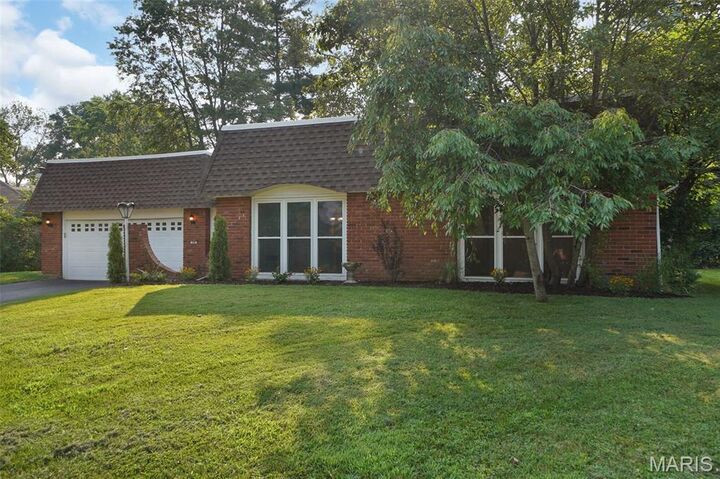 Property Photo: 590 Arblay Place MO 63011