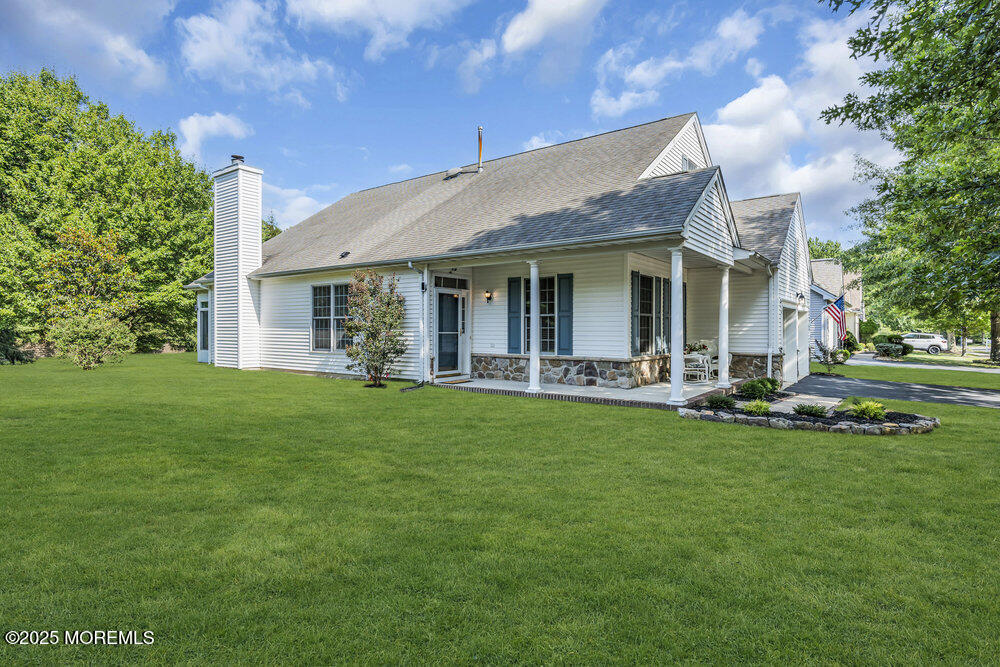 Property Photo:  10 Magnolia Court  NJ 07712 
