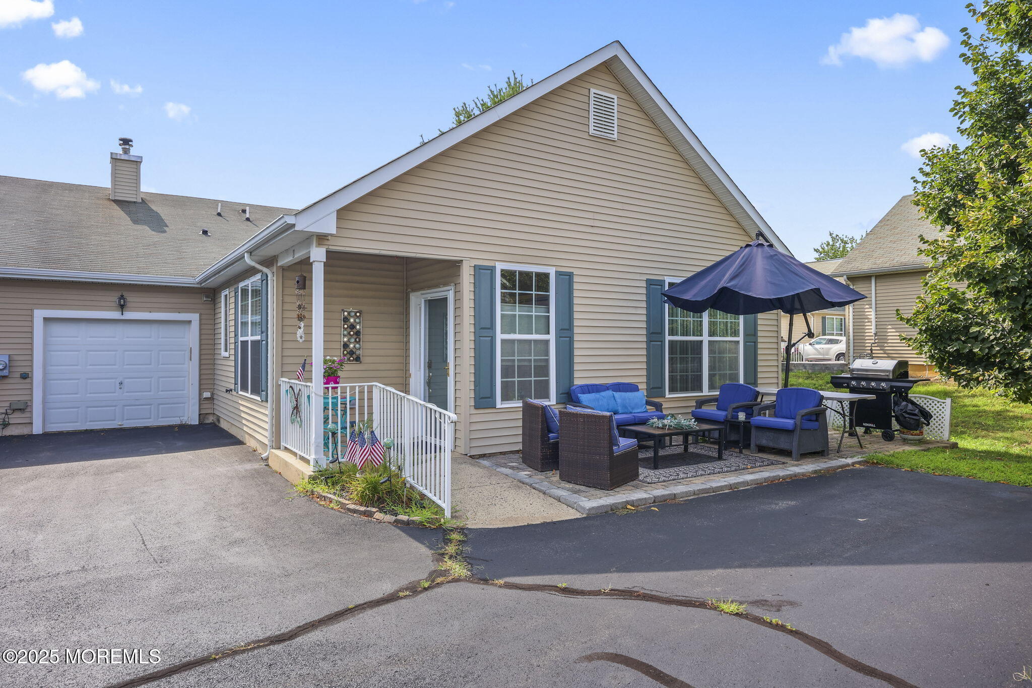 Property Photo: 20 Winkle Court NJ 08759