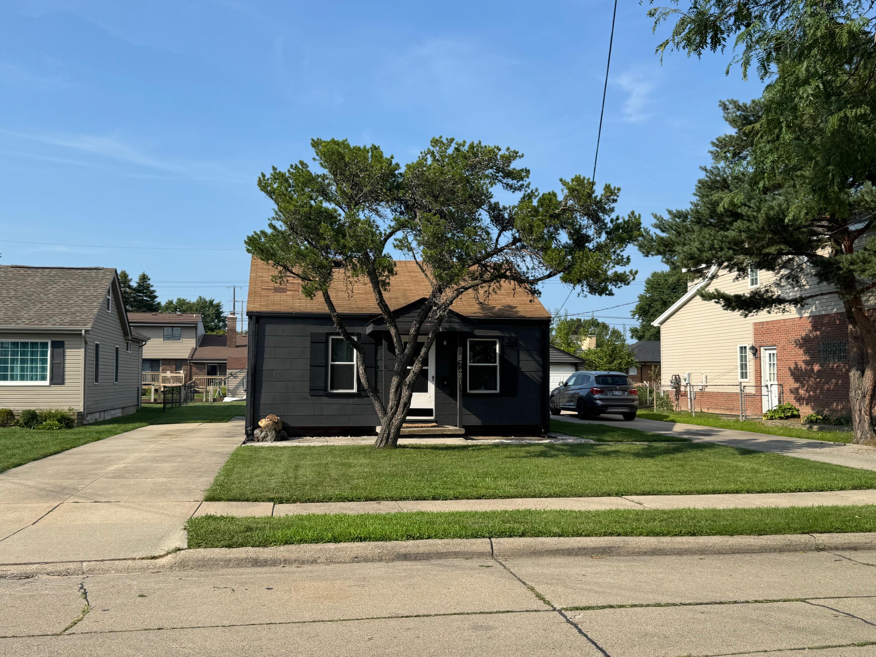 Property Photo: 22421 Maple Street MI 48081