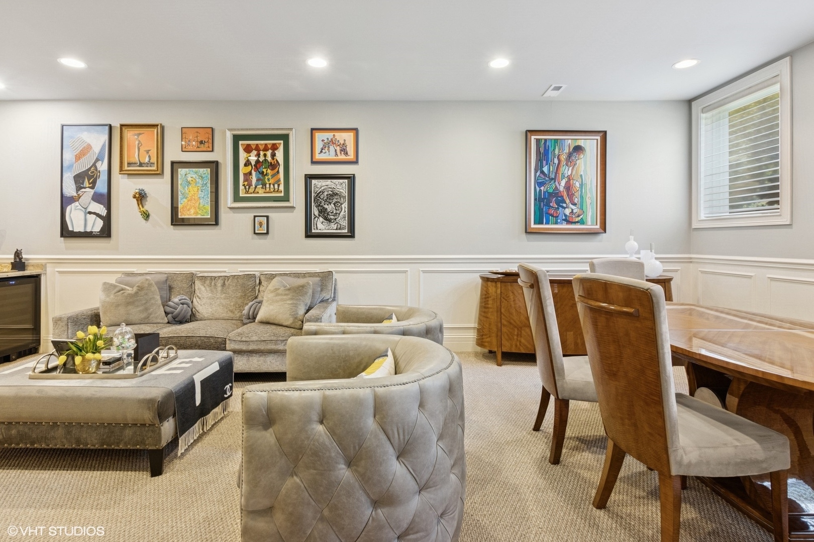 Property Photo: 4351 S Lake Park Avenue 1S IL 60653