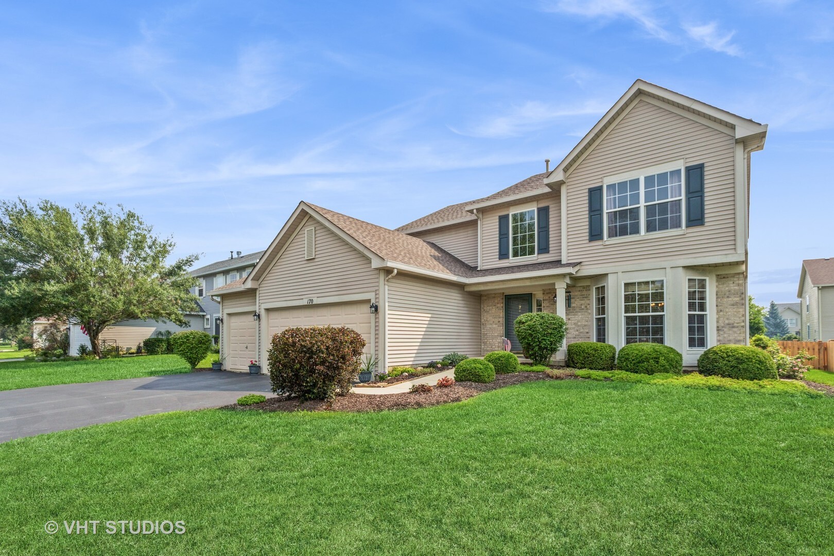 Property Photo: 170 Christine Way IL 60440