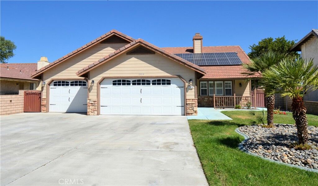 Property Photo:  13074 Greensboro Road  CA 92395 