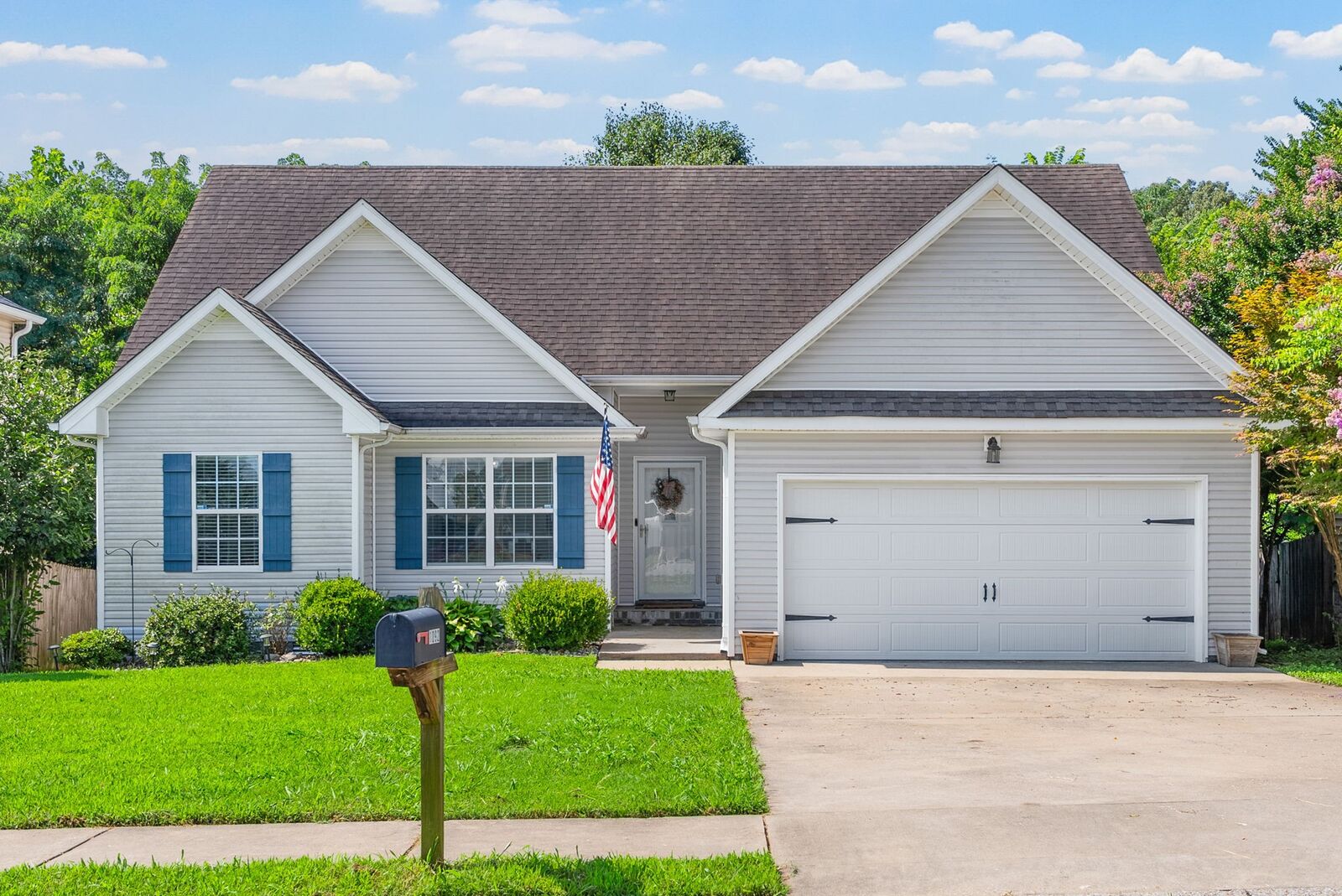 Property Photo:  1092 Bobcat Dr  TN 37042 