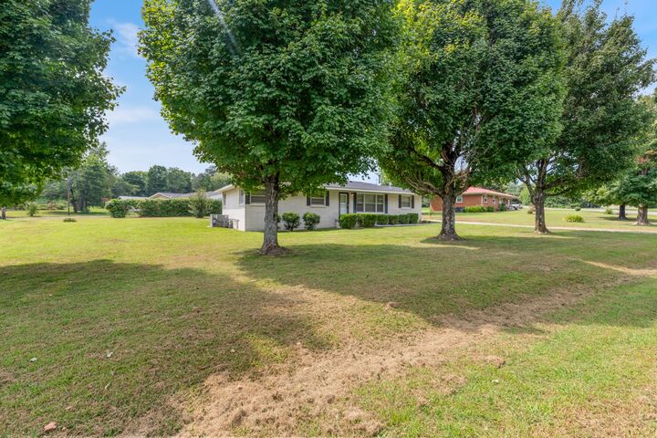 Property Photo: 19 Brook St TN 37101