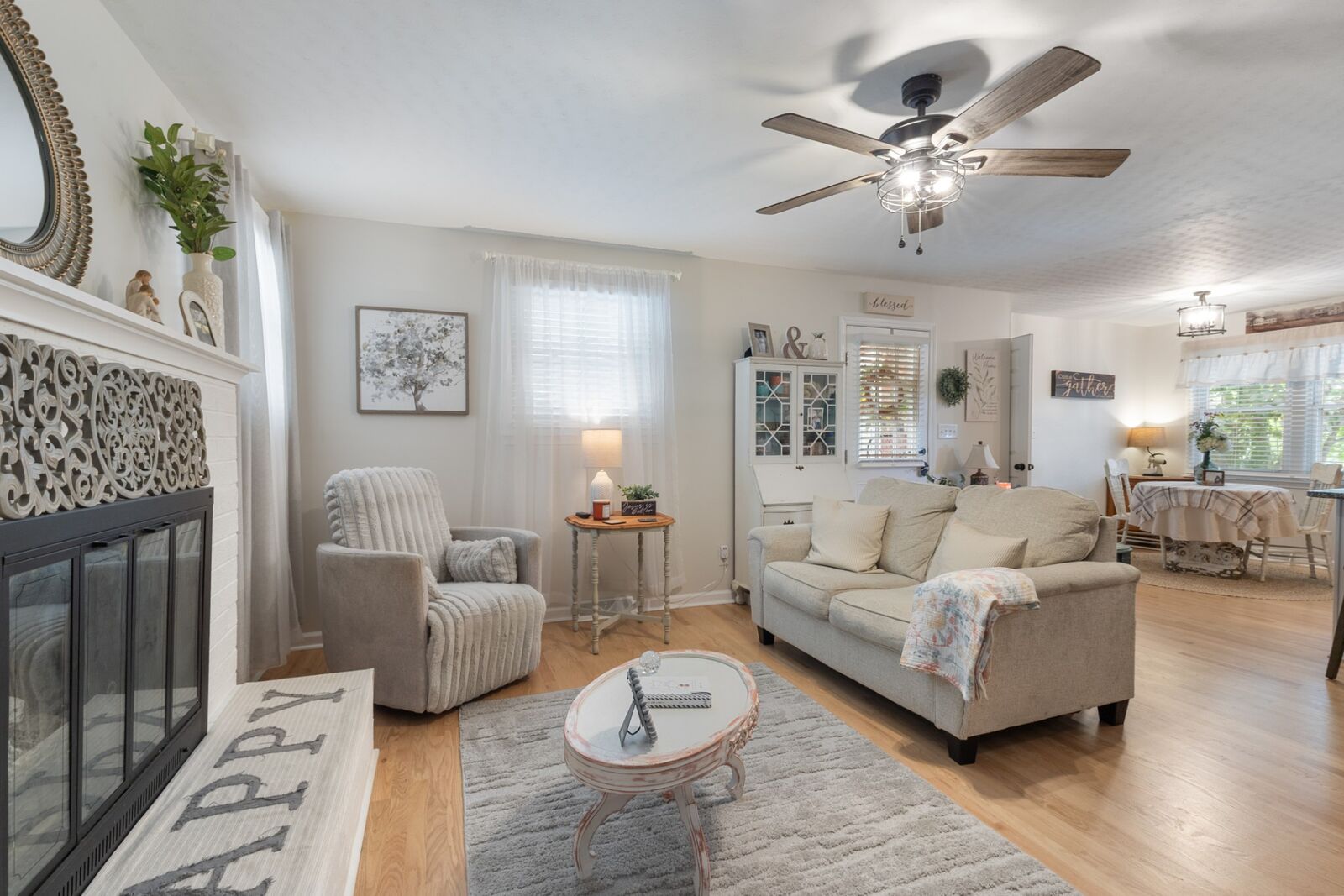 Property Photo: 2015 Highway 70 W TN 37055