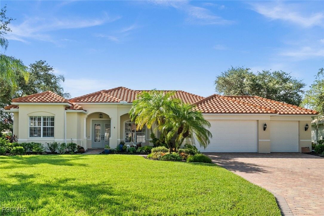 Property Photo:  10961 Mahogany Run  FL 33913 