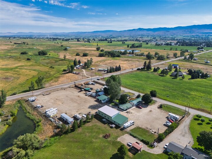 Property Photo: 1033 Old Corvallis Road MT 59828