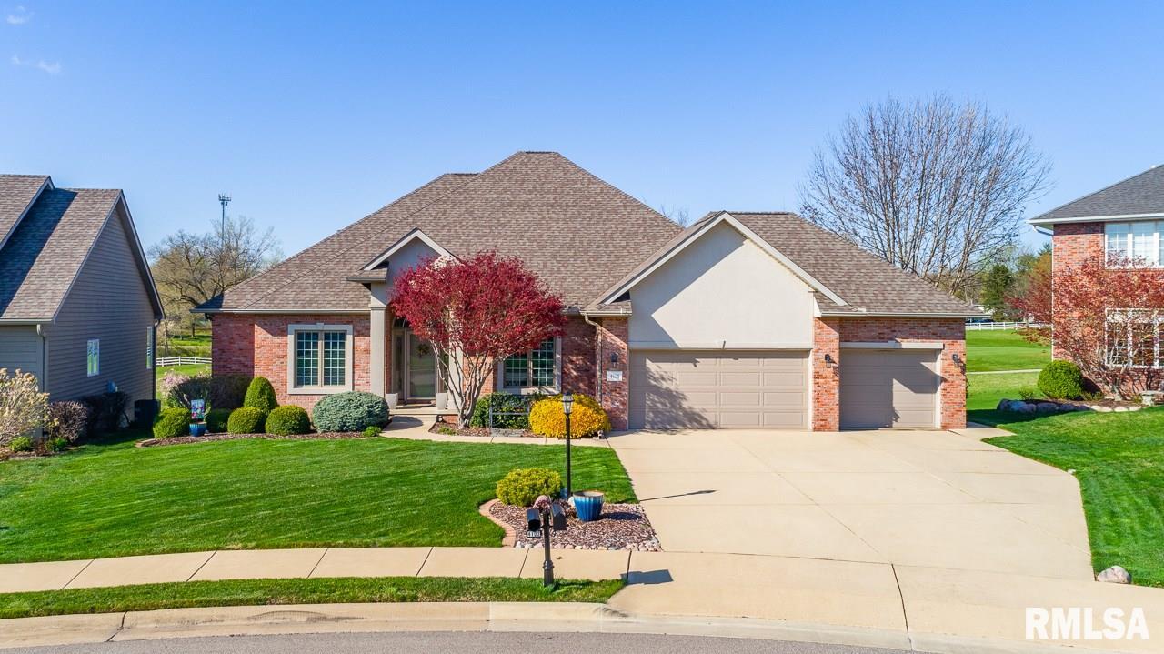 Property Photo: 4103 W Stonewater Drive IL 61615