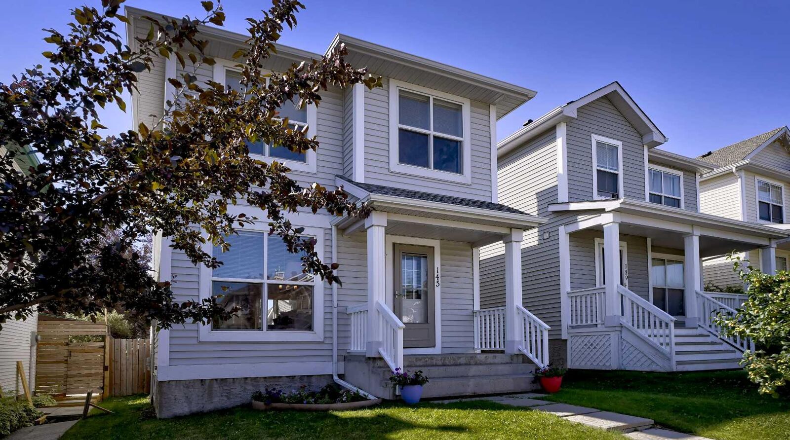 Property Photo:  145 Tuscany Valley Green NW  AB T3L 2L4 