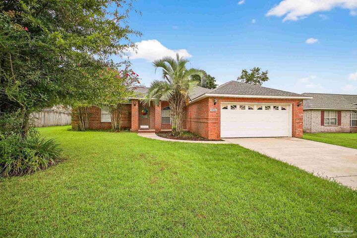 Property Photo: 5939 Jameson Cr FL 32571