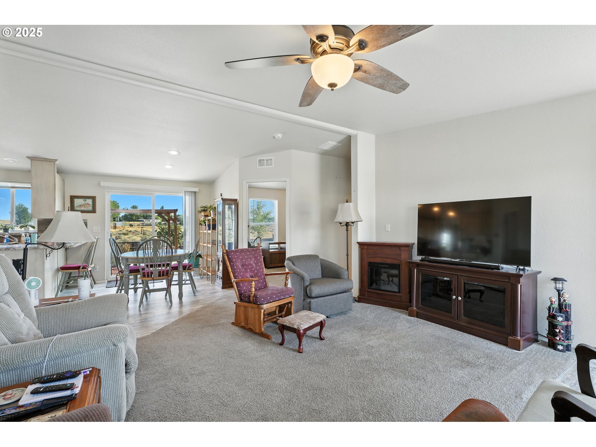 Property Photo:  160 Charity Loop  OR 97844 