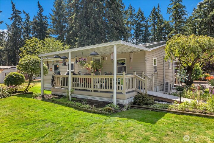 Property Photo:  19305  99th Avenue Ct E 17  WA 98338 