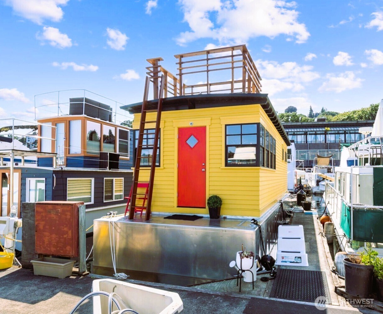 2040  Westlake Avenue N 17  Seattle WA 98109 photo