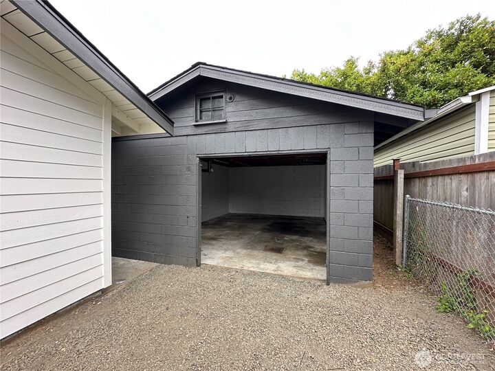Property Photo:  1743 SE Crawford Road  WA 98366