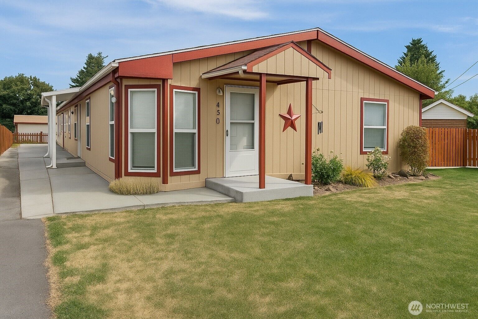 Property Photo:  430 W Sixth  St  WA 99361 