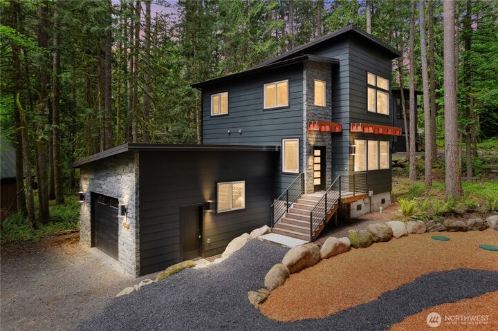 7467  Canyon View Drive  Deming WA 98244 photo