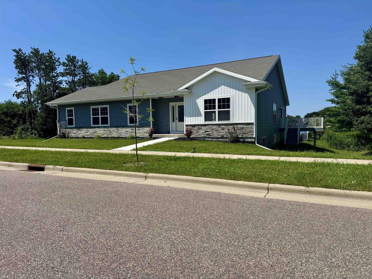 Property Photo: 5320 Magdalene Court WI 53562